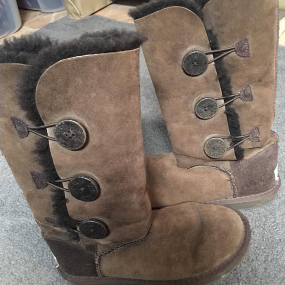 UGG high Bailey button boots